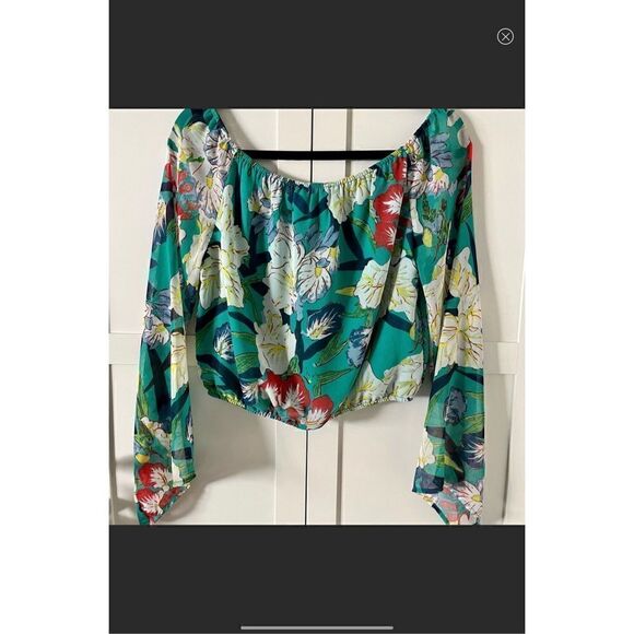 ASTR the Label Peasant Blouse, L  A Revolve brand - Picture 4 of 10